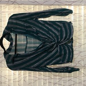 Long sleeve crop top